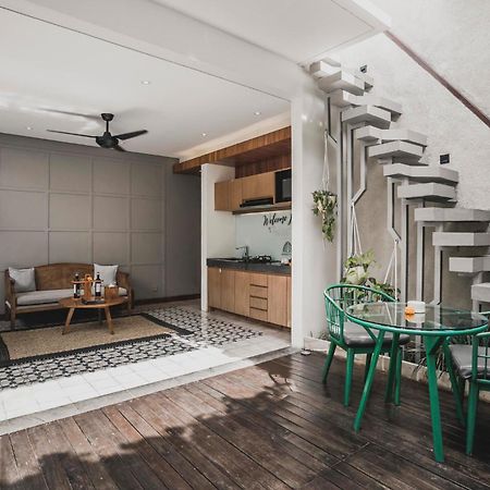 Ayona Villa Seminyak By Ini Vie Hospitality Exterior foto