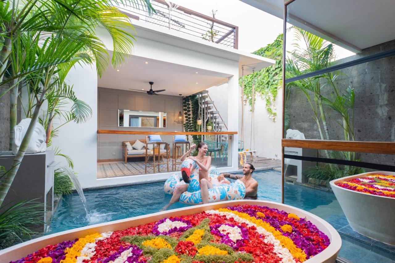 Ayona Villa Seminyak By Ini Vie Hospitality Exterior foto