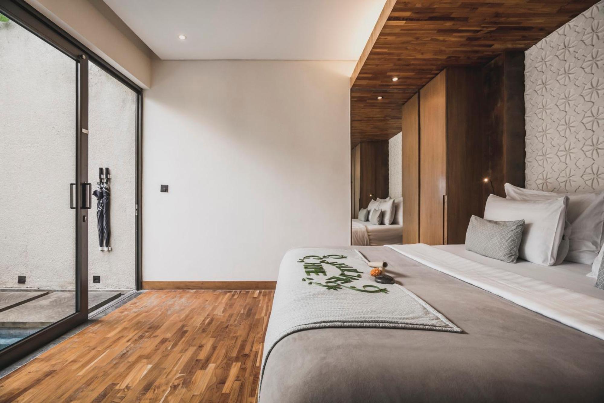 Ayona Villa Seminyak By Ini Vie Hospitality Exterior foto